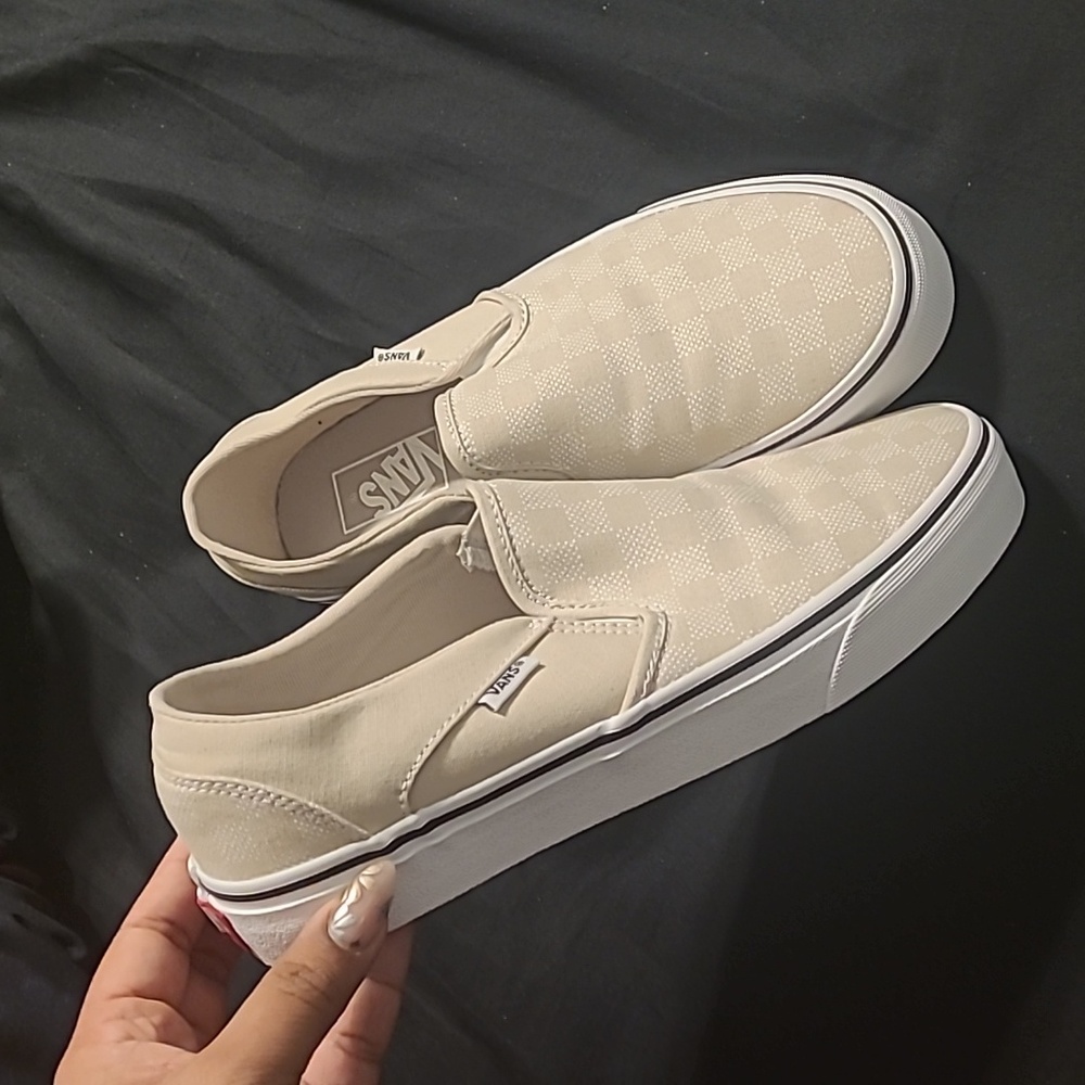 Tan Checkered Vans - Picture 2 of 6